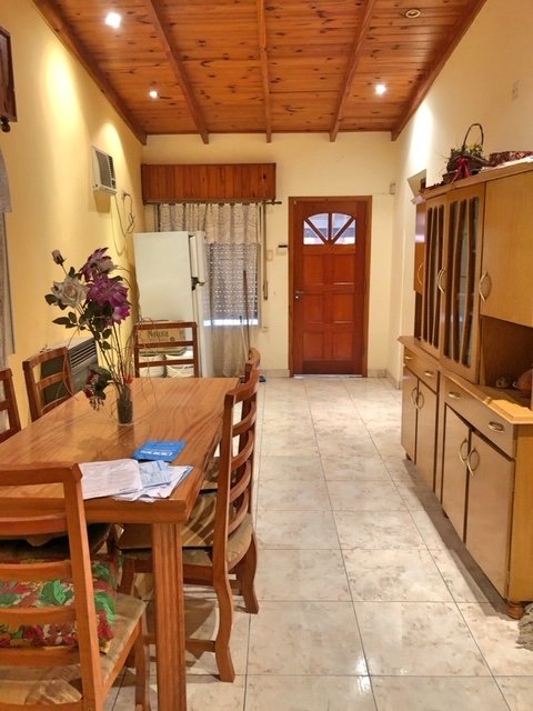 Padre Ghio 700 Junín Casa 4  ambientes  En Venta -0