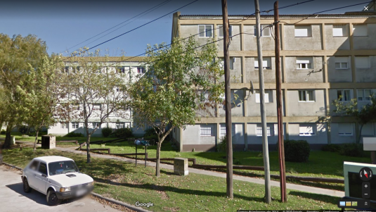 Calle 67 entre 4 y 6 Necochea Departamento 3  ambientes  En Venta -1