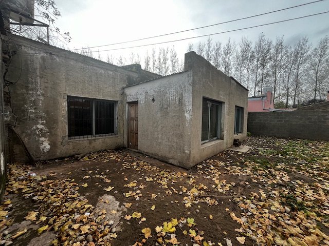 Jacaranda S/N y Azucena (MORSE - BA) Junín Casa 4  ambientes  En Venta -1