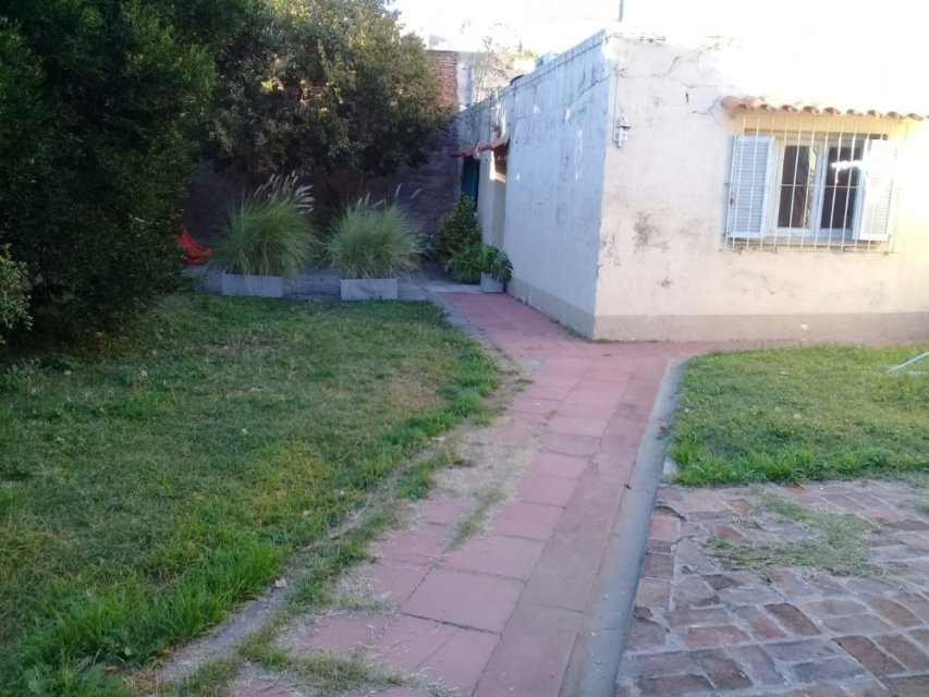 J. Newbery 75 Junín Casa 3  ambientes  En Venta -9