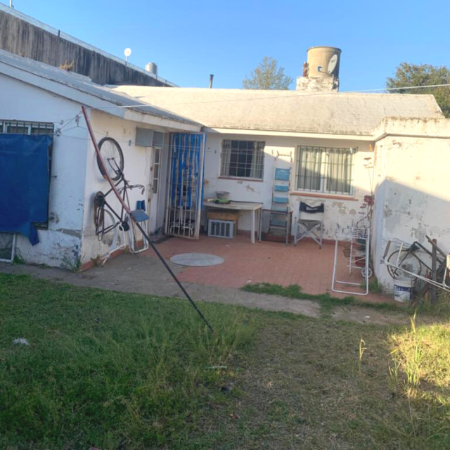 Posadas 75 (Puerta lateral) Junín Casa 3 con Dep.  ambientes  En Venta -3