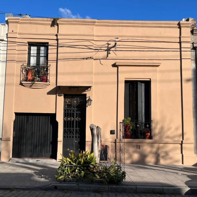 C. Pellegrini 479 Junín Casa 4  ambientes  En Venta -0