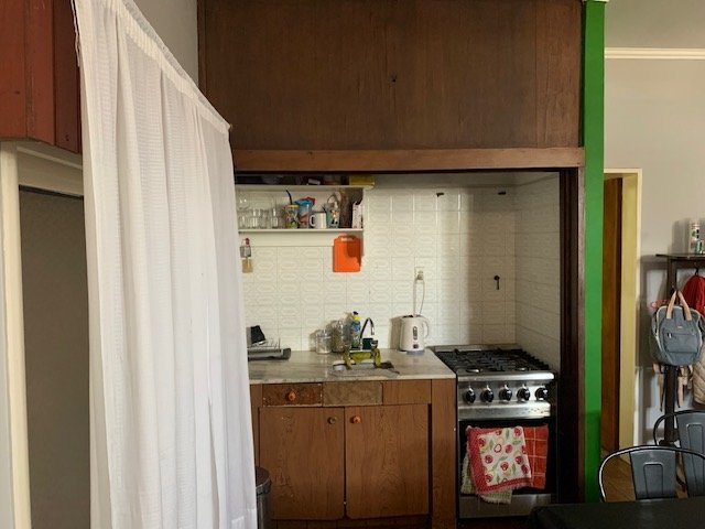 Calle 6 , Agustina Junín Galpón 4  ambientes  En Venta -12