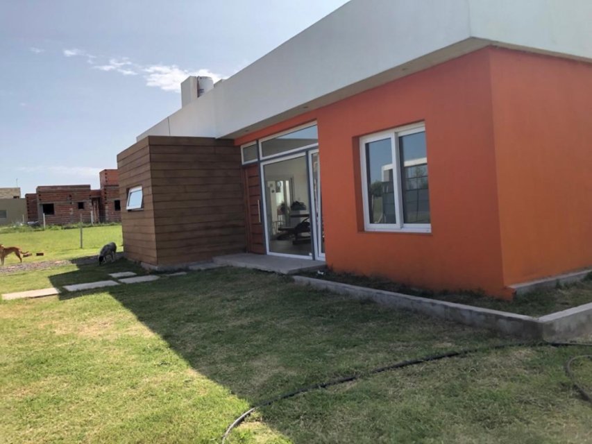 Barrio San ignacio Junín Quinta o casa de campo 3 con Dep.  ambientes  En Venta -0