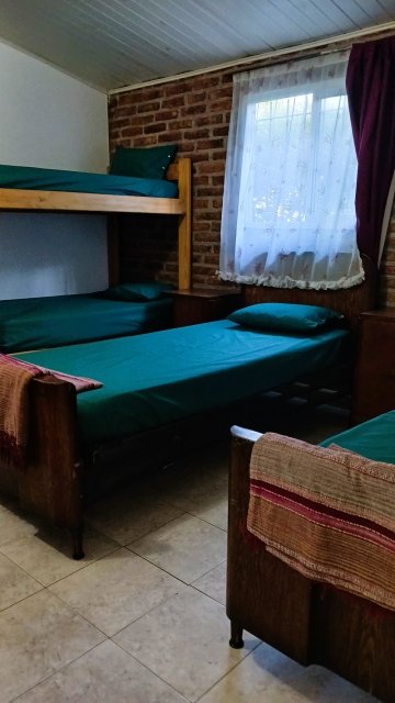 Ceci 14 Junín Cabaña 3 con Dep.  ambientes  En Venta -12