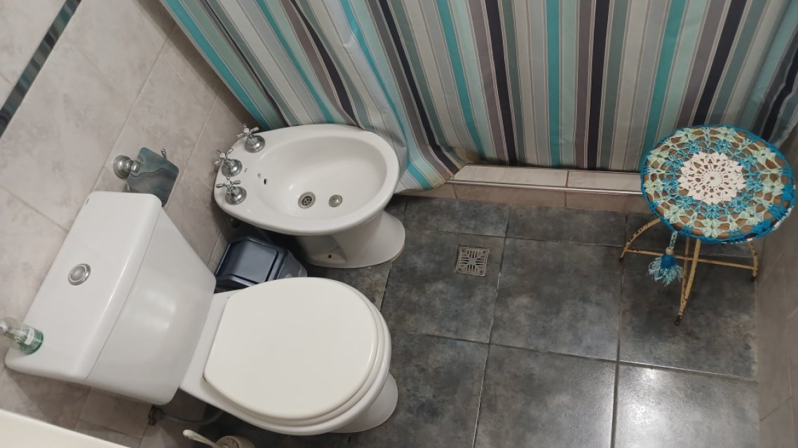 Ceci 14 Junín Cabaña 3 con Dep.  ambientes  En Venta -3
