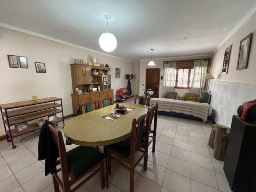 Belgrano 500 Junín Casa 4 con Dep.  ambientes  En Venta -5