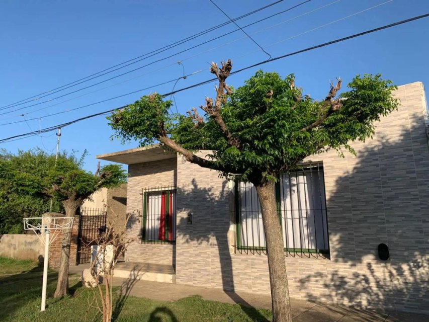 Orellanos 590 Junín Casa 3 con Dep.  ambientes  En Venta -5