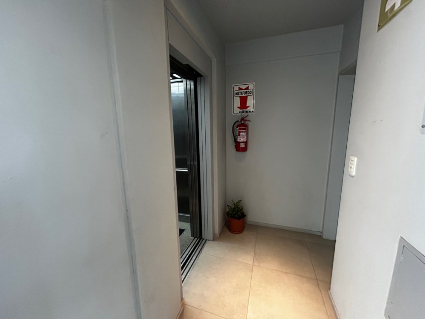 Pedro Aparicio 117 Junín Departamento 2  ambientes  En Venta -8