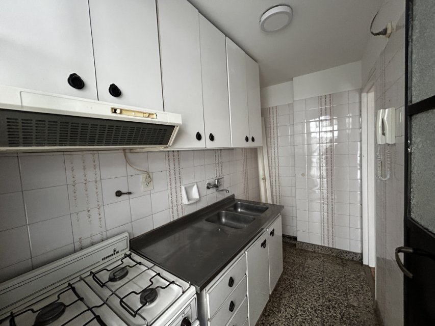 José Andrés P de Melo 2800 Recoleta Departamento 3  ambientes  En Venta -2