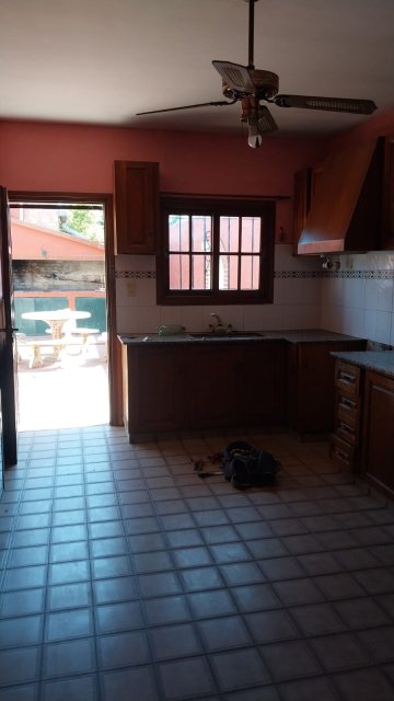 Sadi Carnot 260 Junín Casa 3 con Dep.  ambientes  En Venta -6