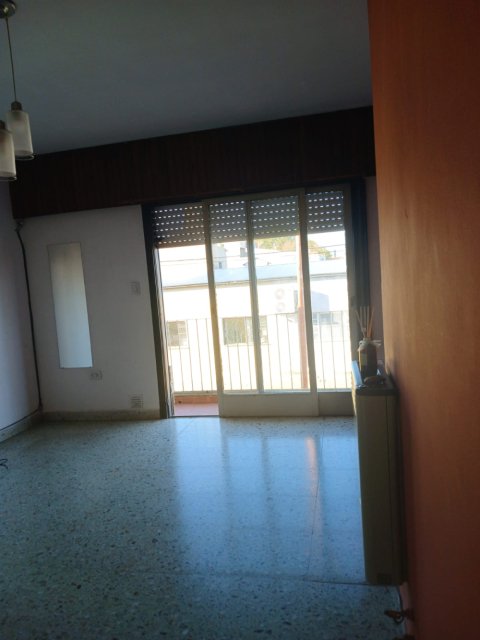 Paraguay al 300 Junín Departamento 3 con Dep.  ambientes  En Venta -5