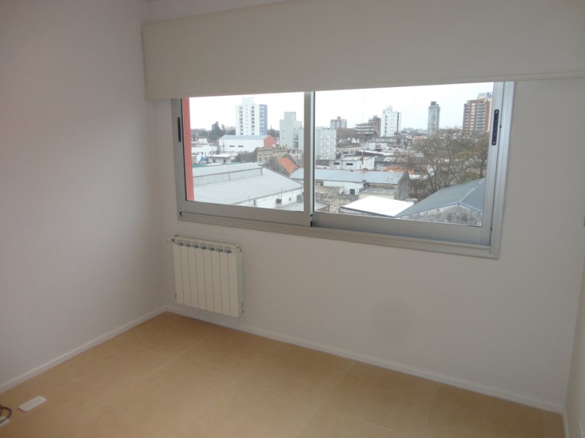 R.E.San Martin 80 Junín Departamento 4 con Dep.  ambientes  En Venta -7