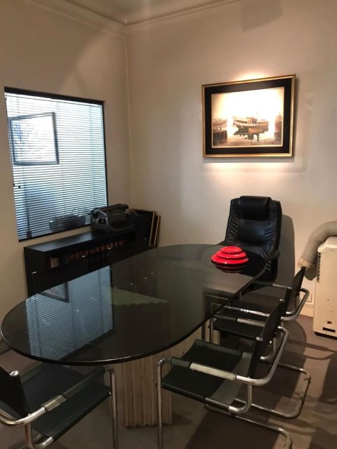 CORDOBA 1300 Tribunales Capital Oficina 4 con Dep.  ambientes  En Venta -2