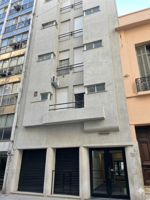 Montevideo 100 Monserrat Departamento 2  ambientes  En Venta -0
