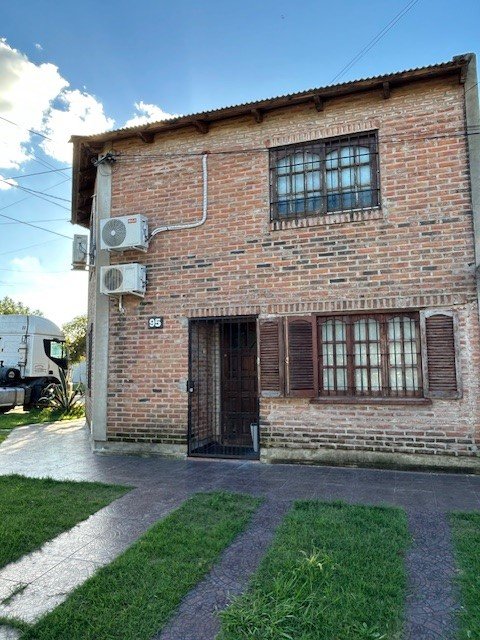 Payan 97  & Lavalle (esquina) Junín Departamento tipo casa - PH 3 con Dep.  ambientes  En Venta -14