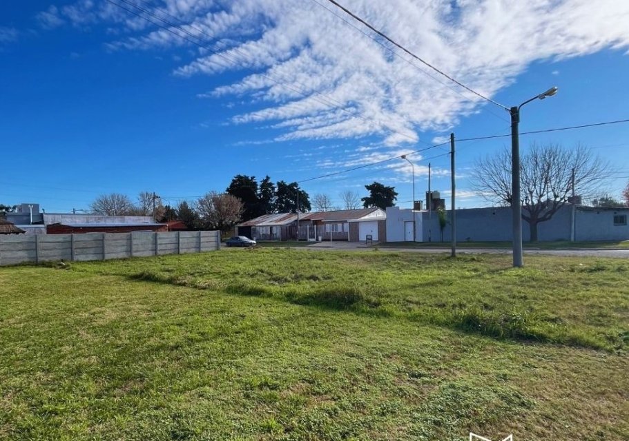 Azcuénaga  & Jean Jaures Junín Terreno 0  ambientes  En Venta -2