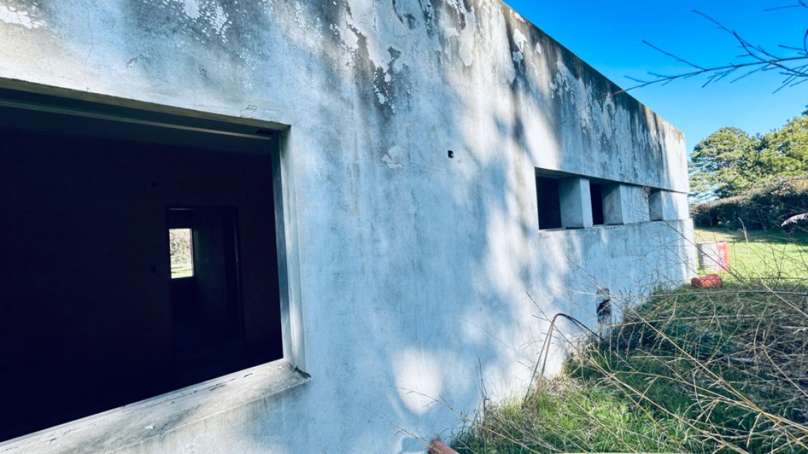 Los Tehuelches al 1500 Junín Quinta o casa de campo 4 con Dep.  ambientes  En Venta -5