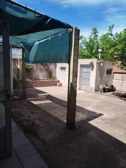 C.ESCRIBANO AL 900 Junín Casa 4 con Dep.  ambientes  En Venta -9