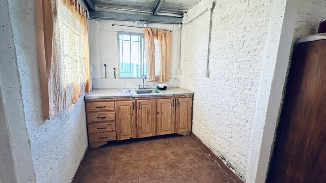 Barrio Los Arcos Junín Quinta o casa de campo 1  ambientes  En Venta -4