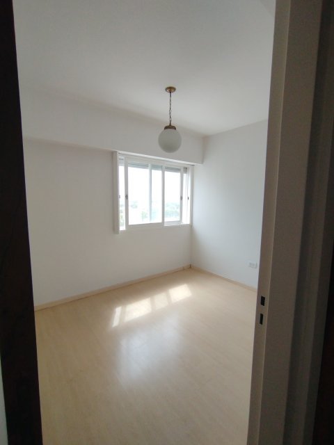 Remedios Escalada de San Martín  60 Junín Departamento 3  ambientes  En Venta -2