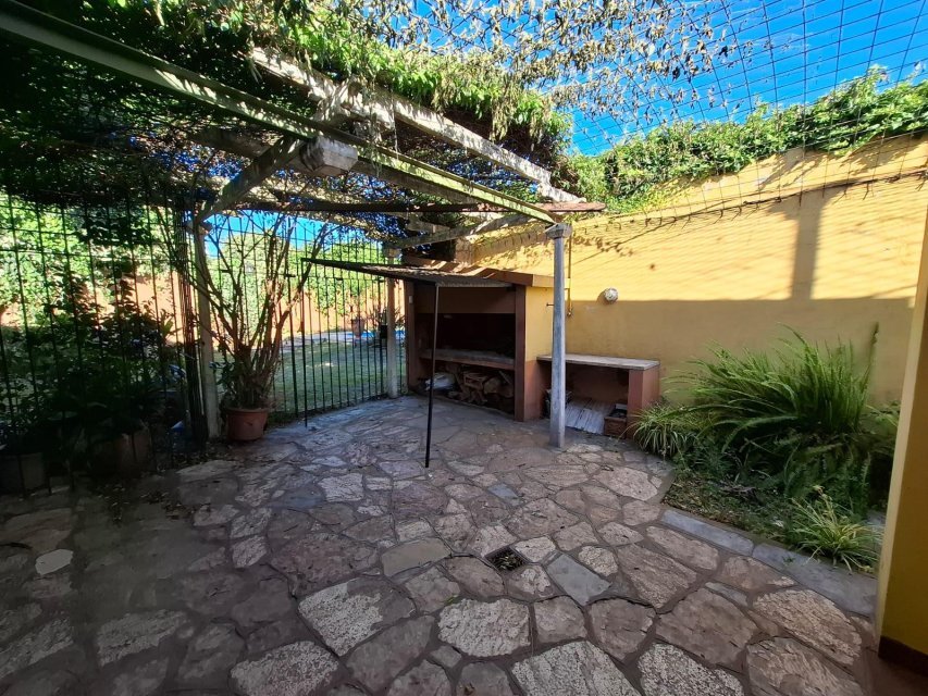 Primera Junta & R.E de San Martin Junín Casa 4 con Dep.  ambientes  En Venta -5