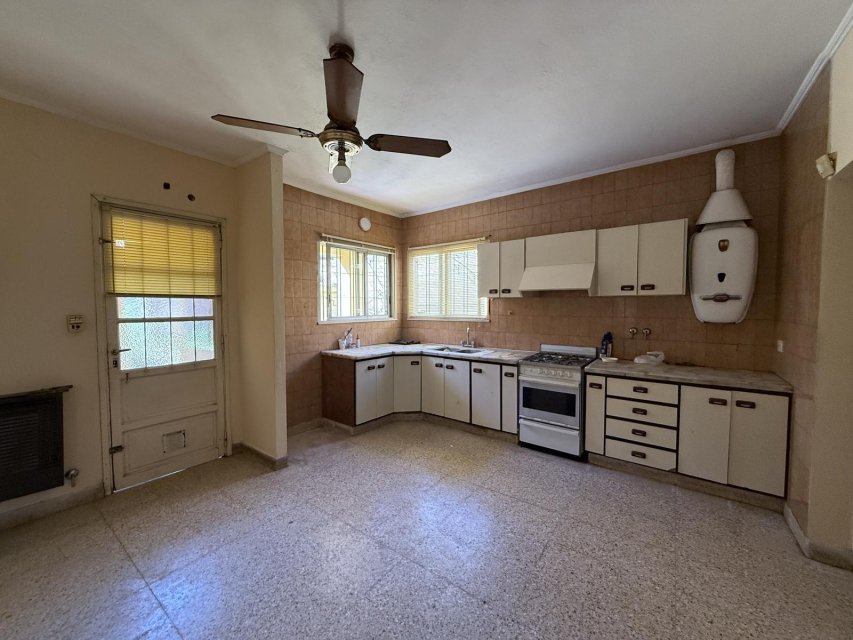 Primera Junta & R.E de San Martin Junín Casa 4 con Dep.  ambientes  En Venta -21