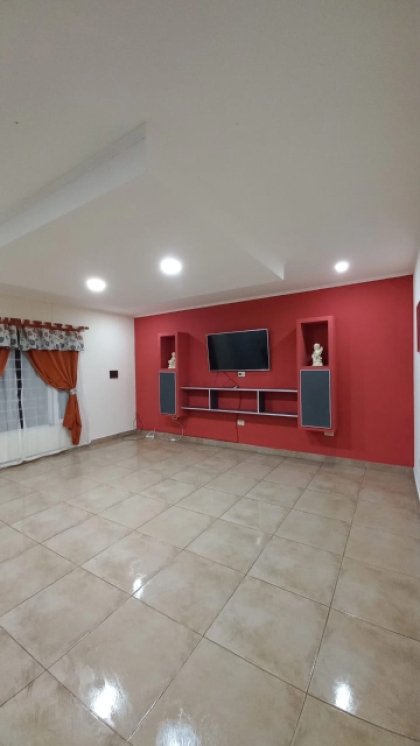 Venta Excelente Casa en zona de Quintas en Junín (BA) Posible Permuta