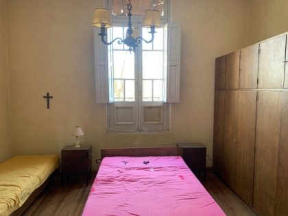 CALIDA CASA DE PUEBLO CON GRAN SUPERFICIE Y PILETA EN AGUSTINA (BA).