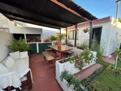 En VENTA!! Casa de 3 ambientes. Villa Talleres - Junín (BA)