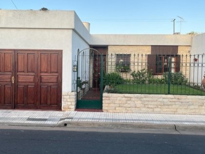 En VENTA!! Casa de 3 ambientes. Villa Talleres - Junín (BA)