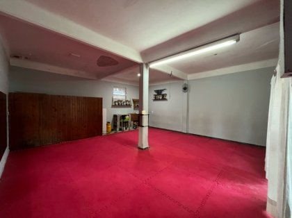 Local / Salón  Comercial  A La Venta! En  Barrio Villa Talleres Junín (BA)