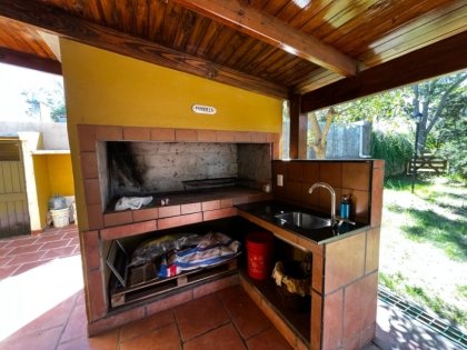 En Venta Amoblada Cabaña / Casa Parque Natural Laguna De Gómez - Estado Excelente