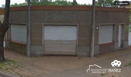 Casa con salón comercial en esquina a refaccionar