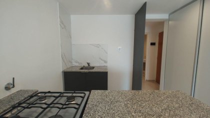 Departamento Monoambiente, 5º Piso Contra Frente, Zona Norte - La Plata (B)