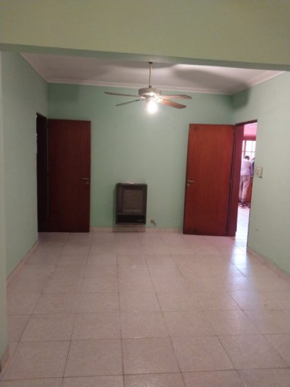Casa En Venta 3 Dormitorios A Pocas Cuadras Del Centro Comercial
