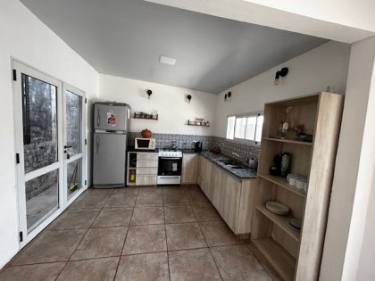 Casa Remodelada En Junín, Zona Club Sarmiento.