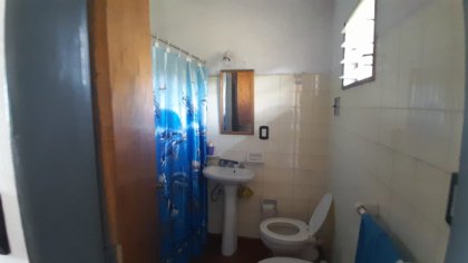QUINCHO / PILETA EMPLAZADA EN AMPLIO TERRENO