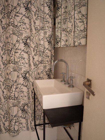 Excelente departamento 2 Ambientes Contra frente. en  RECOLETA