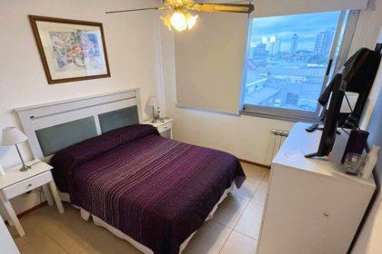 DEPARTAMENTO EN EL CENTRO COMERCIAL DE LA CIUDAD