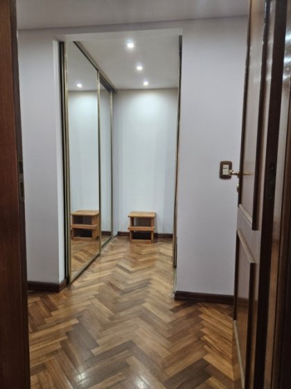 Piso de 5 Ambientes C/Cochera en el Centro de Castelar Norte