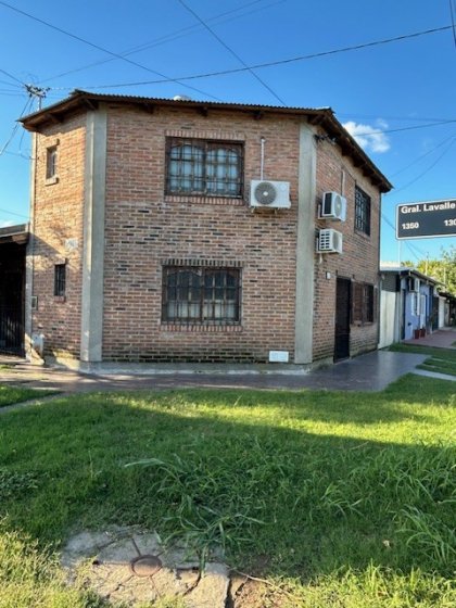 ¡Oportunidad Única! Impecable Dúplex en PH (Esquina) –