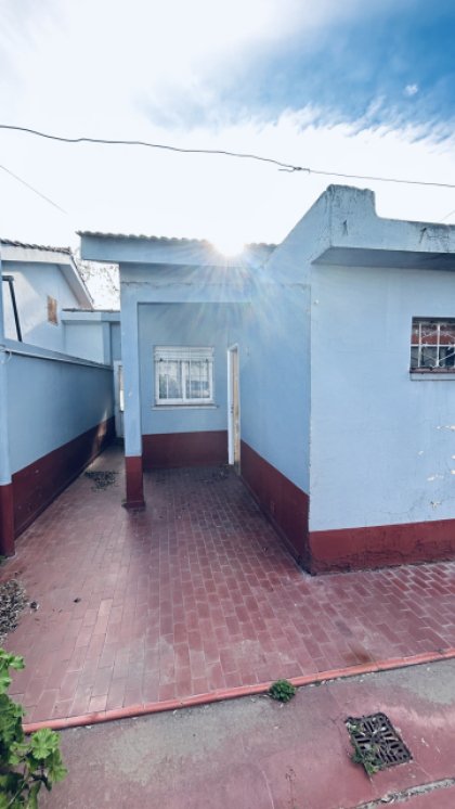 Casa  de época en venta tipo Chalet de 2 dormitorios.
