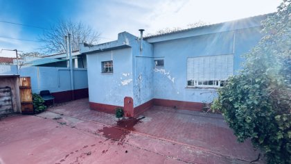 Casa  de época en venta tipo Chalet de 2 dormitorios.