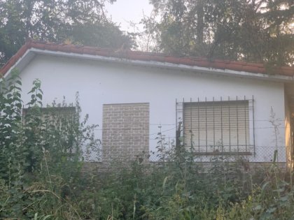 Vendemos Terrenos en PNLG (con escritura) C/ Inmueble para refaccionar o demoler.