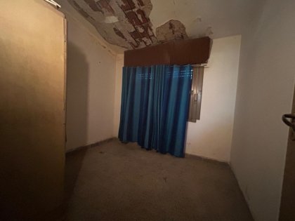 Vendemos Terrenos en PNLG (con escritura) C/ Inmueble para refaccionar o demoler.