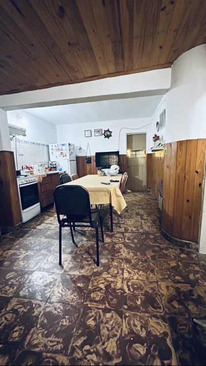 Casa económica y sencilla en venta 4 ambientes.
