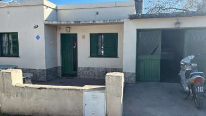 Casa económica y sencilla en venta 4 ambientes.