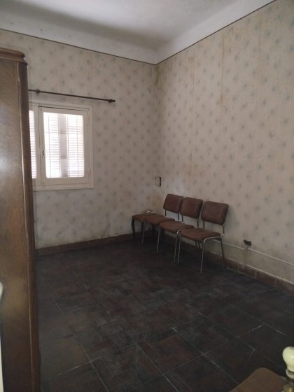 Casa familiar en barrio Belgrano.