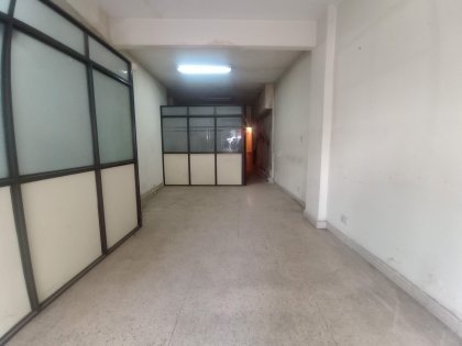 Local Comercial en Alquiler en Balvanera EN UNA DE LAS CUADRAS DE MAYOR MOVIMIENTO DE BALVANERA